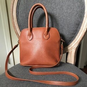 🎀 BROWN CROSSBODY 🎀